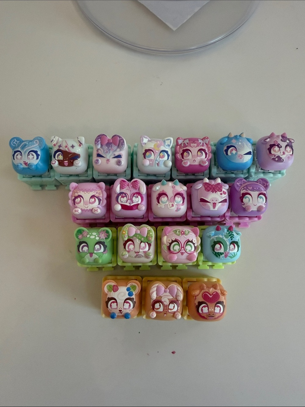 *BRAND NEW* Clickeez Series 3 Bubble Pops Collectibles